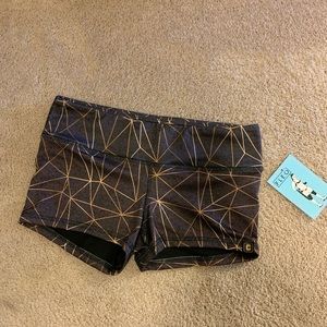 Fleo x Chestee in Romantic Escape - Sz Medium